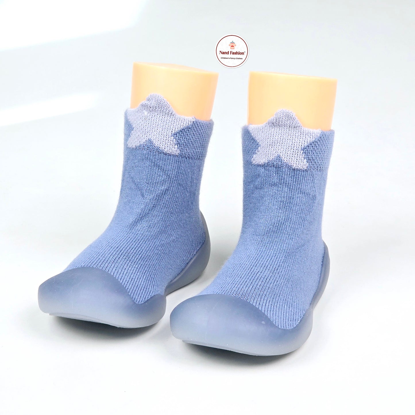 important shoes style socks with green star designs